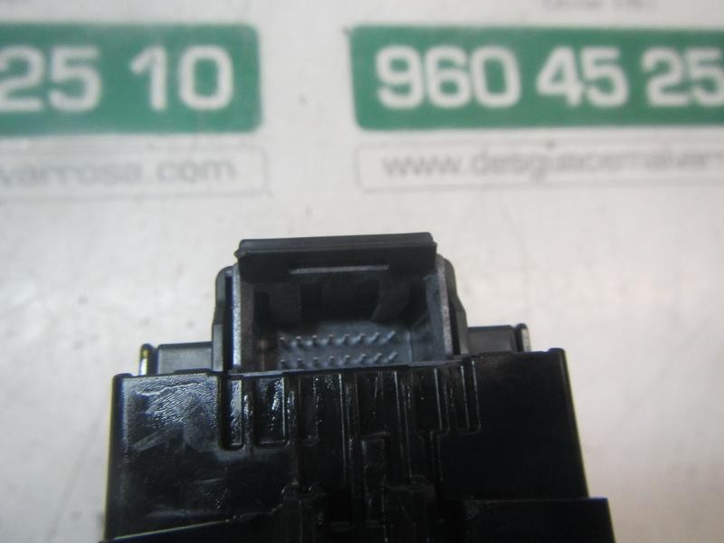 Recambio de mando limpia para toyota rav4 hybrid fwd referencia OEM IAM 8465242200 4220017L021 4220017L021