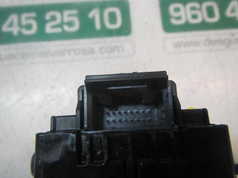 Recambio de mando luces para toyota rav4 hybrid fwd referencia OEM IAM 8432933090 3340017I781 3340017I781