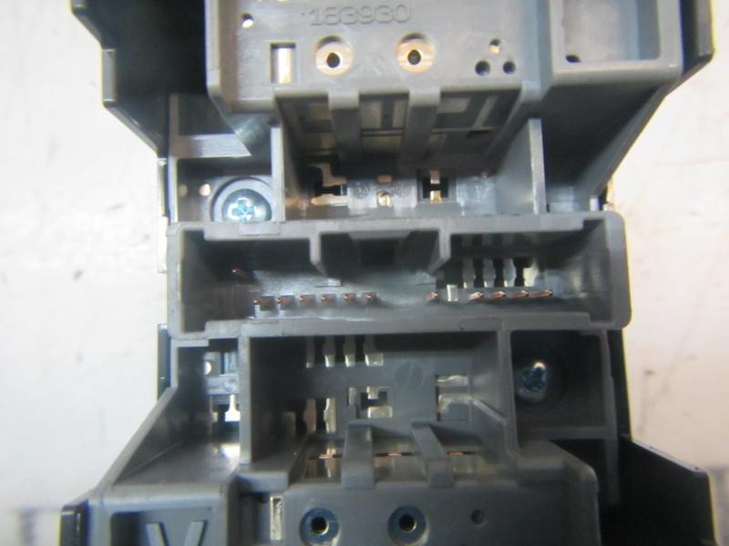 Recambio de mando retrovisor para toyota rav4 hybrid fwd referencia OEM IAM 8487242030  