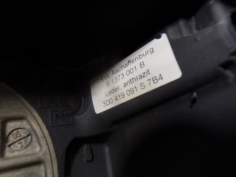 Recambio de volante para volkswagen touareg (7la) tdi r5 referencia OEM IAM 3D0419091S7B4 61373001B 61373001B