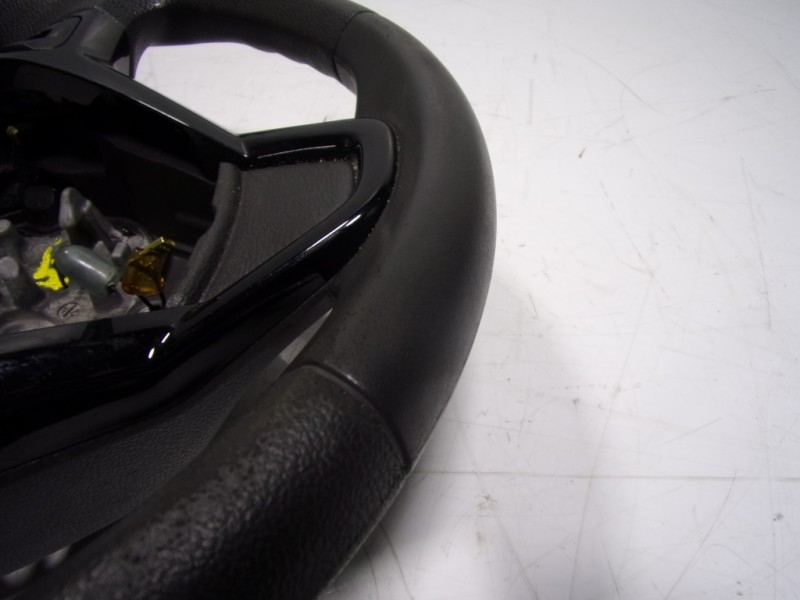 Recambio de volante para ford ka+ 1.2 ti-vct cat referencia OEM IAM  G1B53600EA37AE 