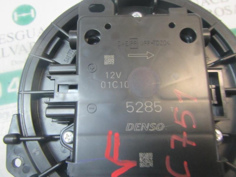 Recambio de motor calefaccion para toyota rav4 hybrid fwd referencia OEM IAM 8710358080  