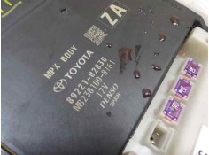 Recambio de caja reles / fusibles para toyota corolla wagon 2.0 16v hybrid referencia OEM IAM  8922102830 MB2381008162 2