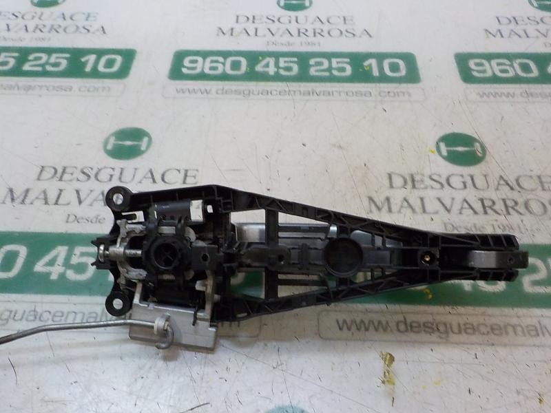 Recambio de maneta exterior trasera derecha para opel insignia berlina edition referencia OEM IAM 92233089  