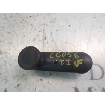 MANETA ELEVALUNAS TRASERA IZQUIERDA 