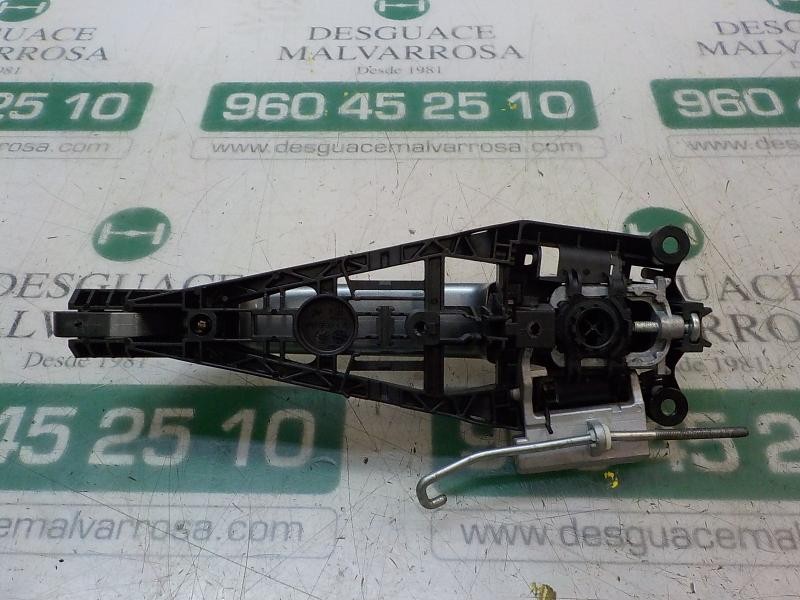 Recambio de maneta exterior trasera izquierda para opel insignia berlina edition referencia OEM IAM 92233089  