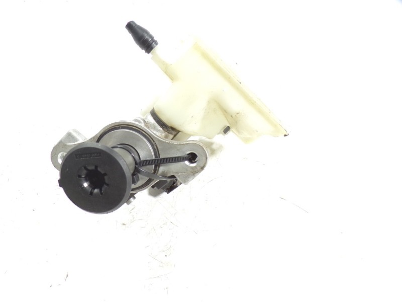 Recambio de bomba freno para volkswagen polo 1.6 tdi dpf referencia OEM IAM 5Q1614019RREP  