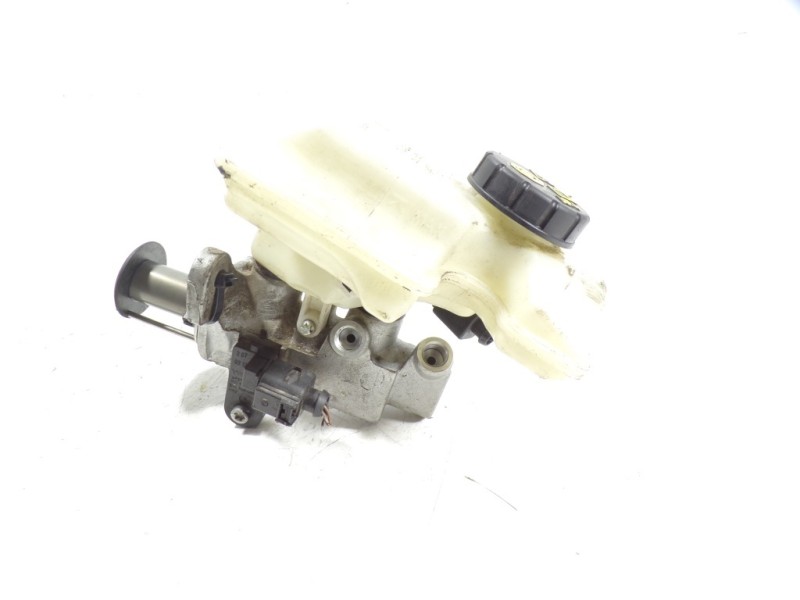 Recambio de bomba freno para volkswagen polo 1.6 tdi dpf referencia OEM IAM 5Q1614019RREP  