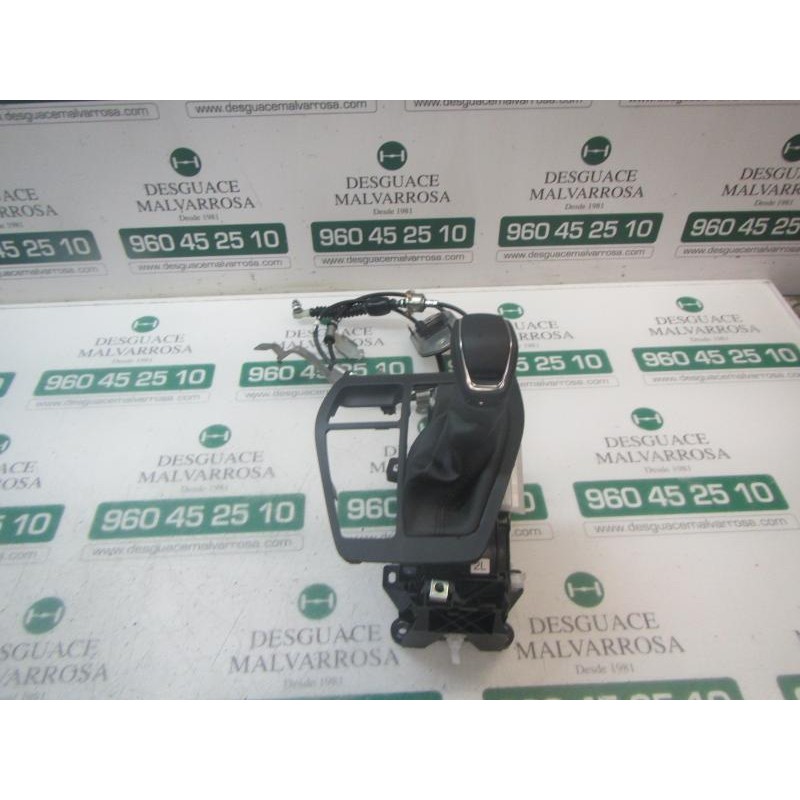 Recambio de palanca cambio para toyota rav4 hybrid fwd referencia OEM IAM 3356012650  