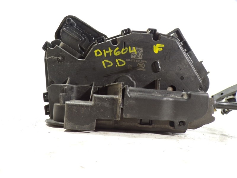 Recambio de cerradura puerta delantera derecha para volkswagen polo 1.6 tdi dpf referencia OEM IAM 5TB837016C 5TB837016A 