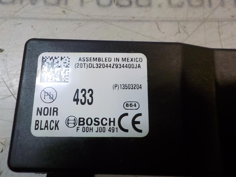 Recambio de modulo electronico para opel insignia berlina edition referencia OEM IAM 13503204 13503204 F00HJ00491