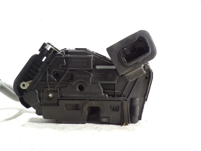 Recambio de cerradura puerta delantera derecha para volkswagen polo 1.6 tdi dpf referencia OEM IAM 5TB837016C 5TB837016A 