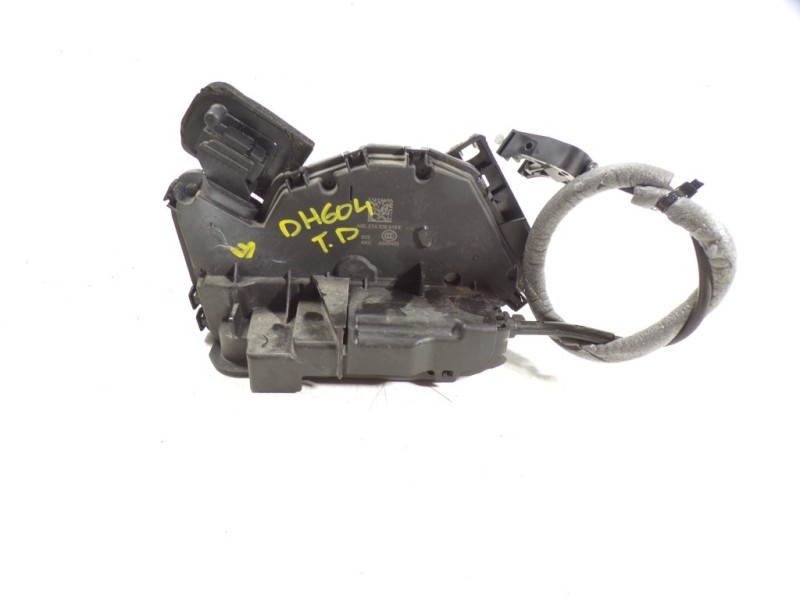 Recambio de cerradura puerta trasera derecha para volkswagen polo 1.6 tdi dpf referencia OEM IAM 5TA839016E 5TA839016 