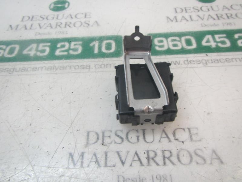 Recambio de modulo electronico para toyota rav4 hybrid fwd referencia OEM IAM 8594042040 8594042040 2360000030