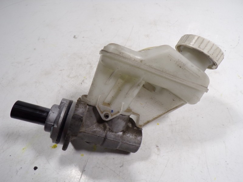 Recambio de bomba freno para mitsubishi space star (a00) 1.2 referencia OEM IAM 4625A441  