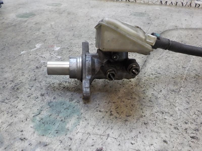 Recambio de bomba freno para ford c-max 1.6 tdci cat referencia OEM IAM 2372573  