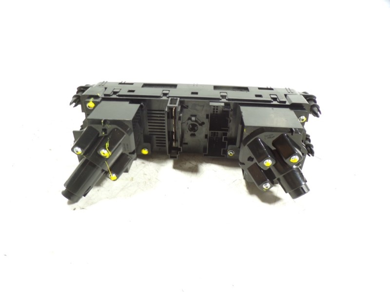 Recambio de mando calefaccion / aire acondicionado para volkswagen polo 1.6 tdi dpf referencia OEM IAM 2G1820045FEYW 2G1820045F 