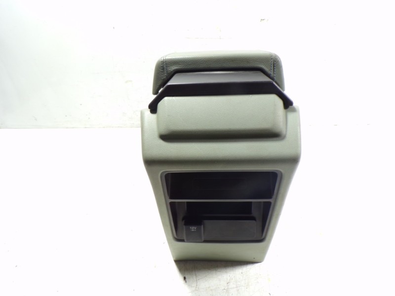 Recambio de apoyabrazos central para land rover discovery sport 2.0 td4 cat referencia OEM IAM LR076394  