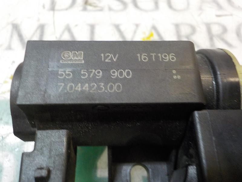 Recambio de valvula aire adicional para opel insignia berlina edition referencia OEM IAM 55575611 55579900 