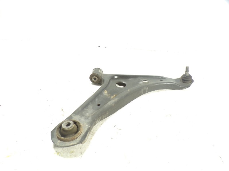Recambio de brazo suspension inferior delantero derecho para mitsubishi space star (a00) 1.2 referencia OEM IAM 4013A310  