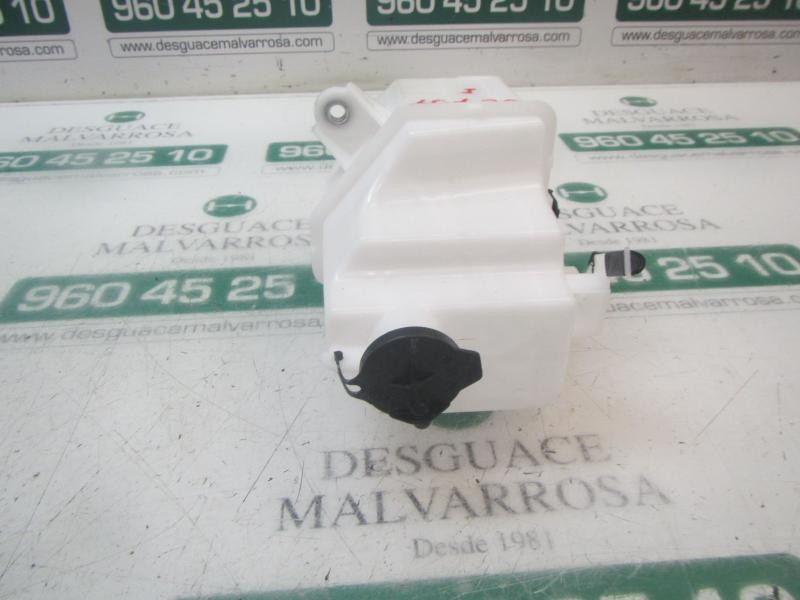 Recambio de deposito expansion para toyota rav4 hybrid fwd referencia OEM IAM 1647025050  