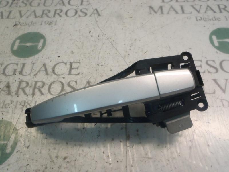 Recambio de maneta exterior delantera derecha para opel astra h berlina cosmo referencia OEM IAM   