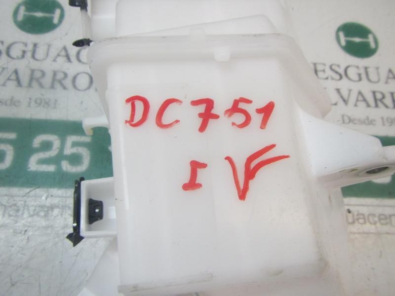 Recambio de deposito expansion para toyota rav4 hybrid fwd referencia OEM IAM 1647025050  