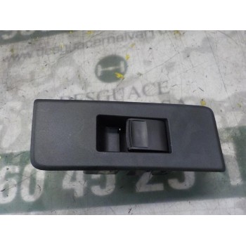 MANDO ELEVALUNAS TRASERO IZQUIERDO 848100F030 