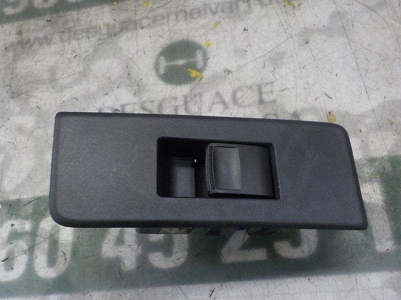 Recambio de mando elevalunas trasero izquierdo para toyota verso 1.6 16v cat referencia OEM IAM 848100F030  