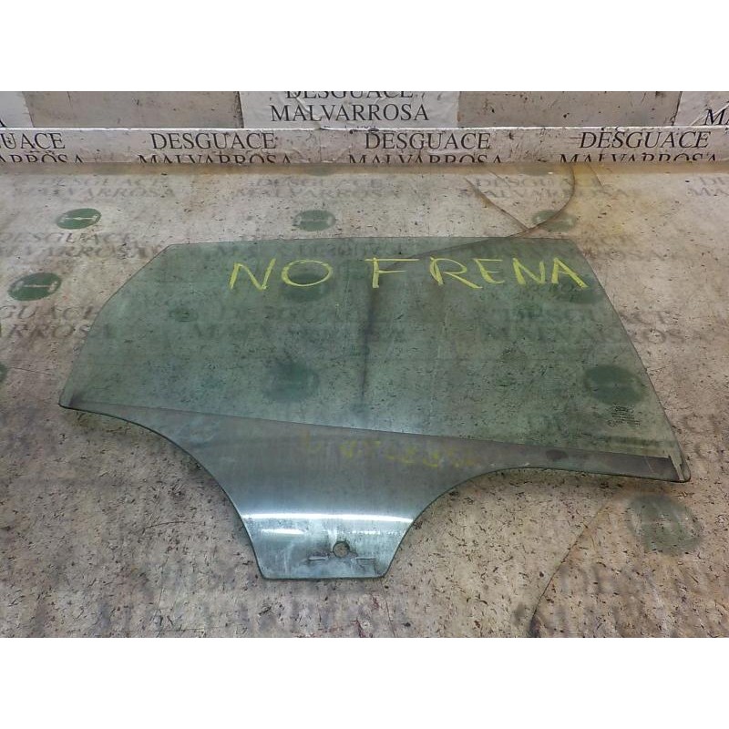 Recambio de cristal puerta trasero derecho para ford c-max 1.6 tdci cat referencia OEM IAM 1699794  