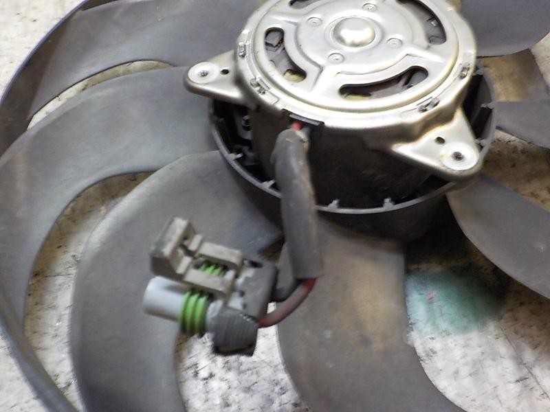 Recambio de electroventilador para ford c-max 1.6 tdci cat referencia OEM IAM 2269553 8V618C607E 