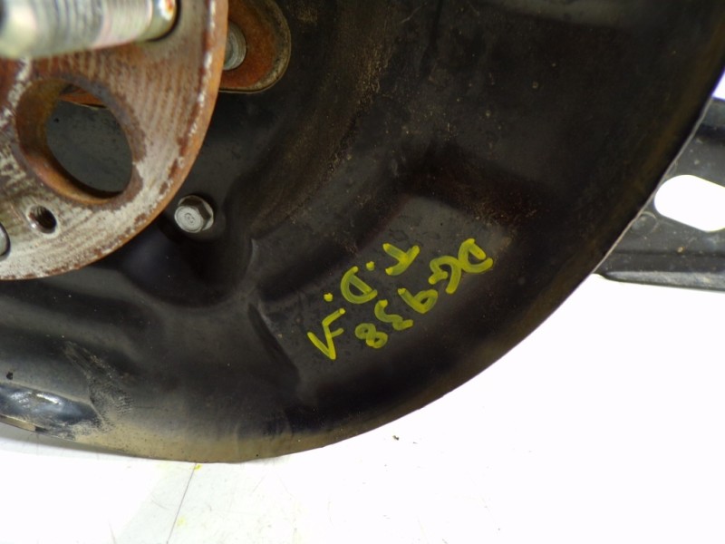 Recambio de mangueta trasera derecha para kia niro concept referencia OEM IAM 52720G2000  