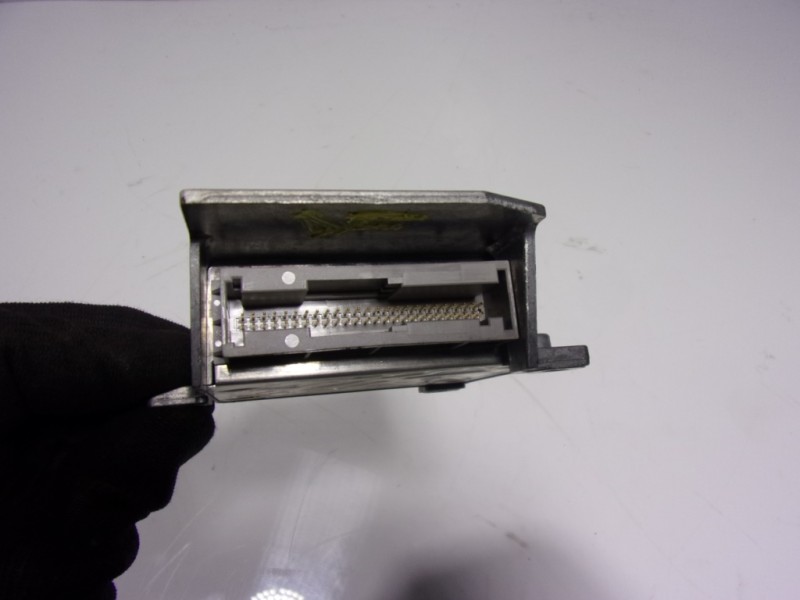 Recambio de centralita airbag para renault kangoo 1.5 dci diesel fap referencia OEM IAM  8201229153 