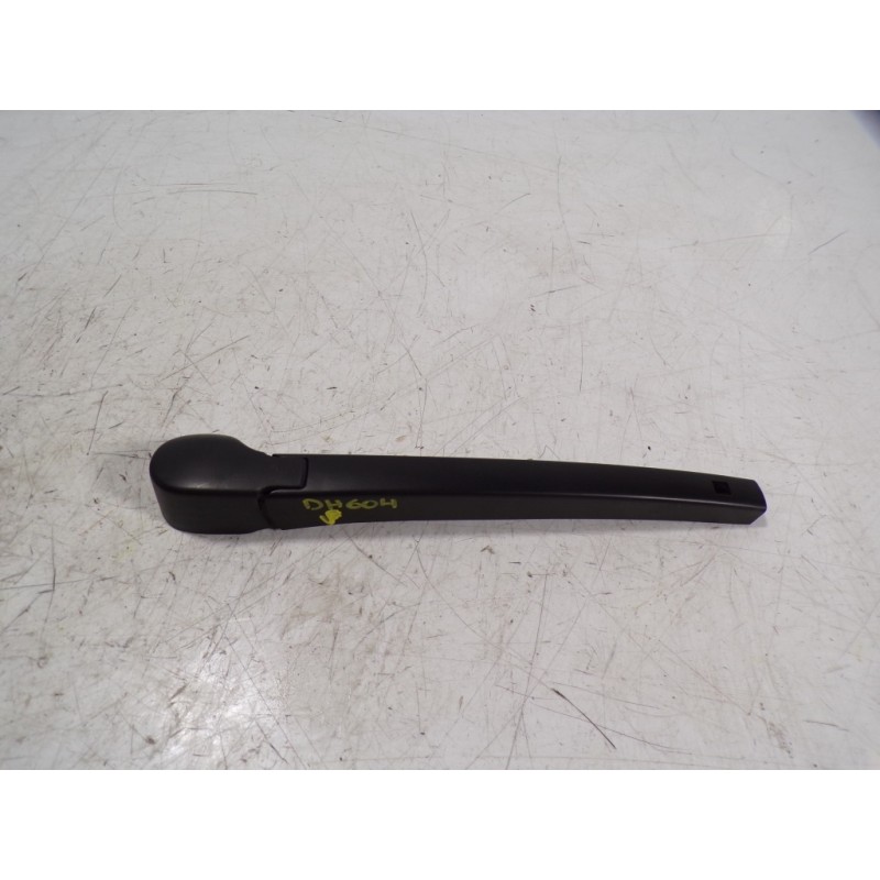 Recambio de brazo limpia trasero para volkswagen polo 1.6 tdi dpf referencia OEM IAM 2G0955707  