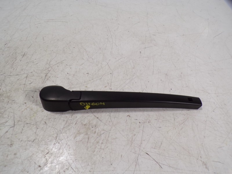 Recambio de brazo limpia trasero para volkswagen polo 1.6 tdi dpf referencia OEM IAM 2G0955707  