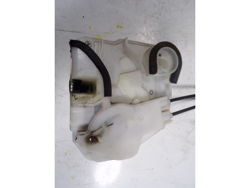 Recambio de cerradura puerta trasera izquierda para mitsubishi space star (a00) 1.2 referencia OEM IAM 5745A425  