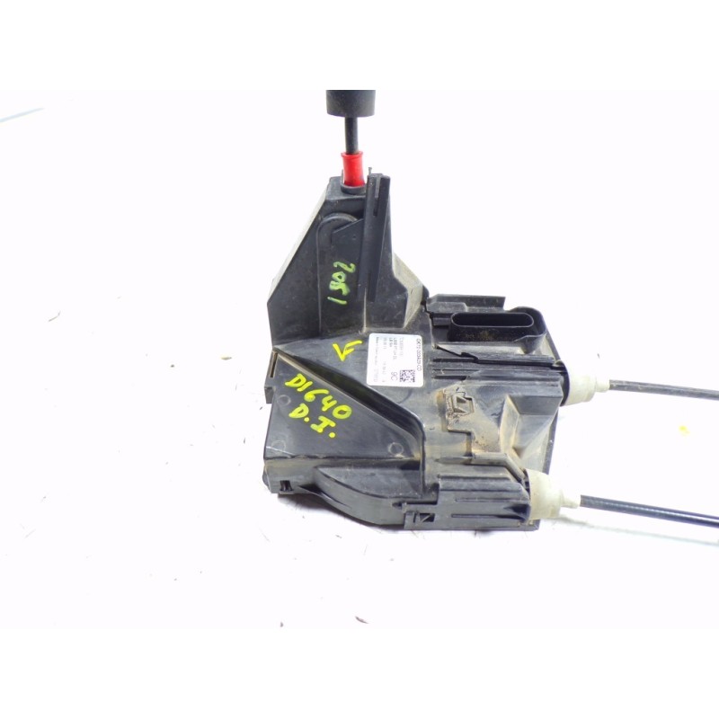 Recambio de cerradura puerta delantera izquierda para land rover discovery sport 2.0 td4 cat referencia OEM IAM LR070438 GK72203