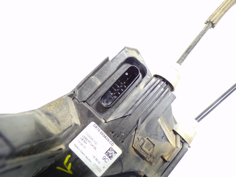 Recambio de cerradura puerta delantera izquierda para land rover discovery sport 2.0 td4 cat referencia OEM IAM LR070438 GK72203