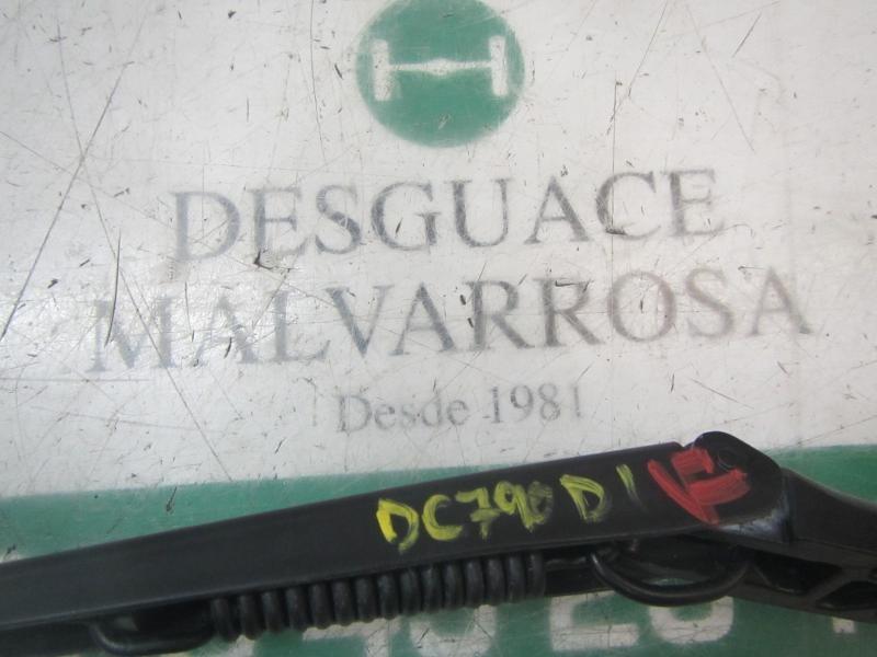 Recambio de brazo limpia delantero izquierdo para peugeot bipper 1.4 hdi referencia OEM IAM   