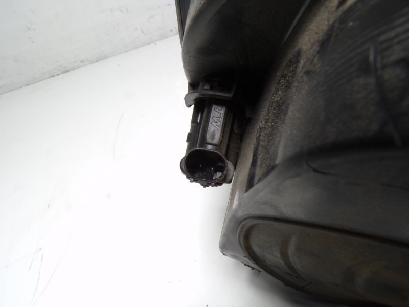 Recambio de tapa combustible para opel astra k lim. 5türig 1.6 cdti dpf referencia OEM IAM 13453586  