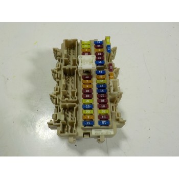 CAJA RELES / FUSIBLES 243504CL0B C58576H12 