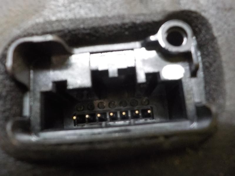 Recambio de cerradura puerta trasera derecha para volkswagen polo (6r1) 1.2 referencia OEM IAM 6R4839016 6R4839016 