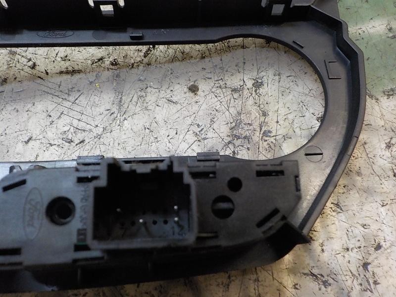 Recambio de modulo electronico para ford c-max 1.6 tdci cat referencia OEM IAM 1813933 AM5T18C621AB 