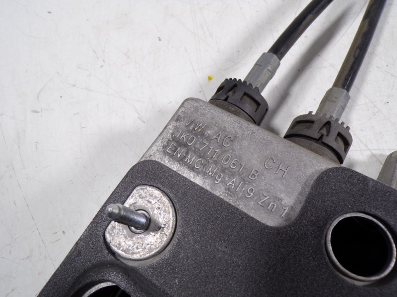 Recambio de palanca cambio para audi a3 (8p) 1.9 tdi referencia OEM IAM 1K0711050A 1K0711061B 