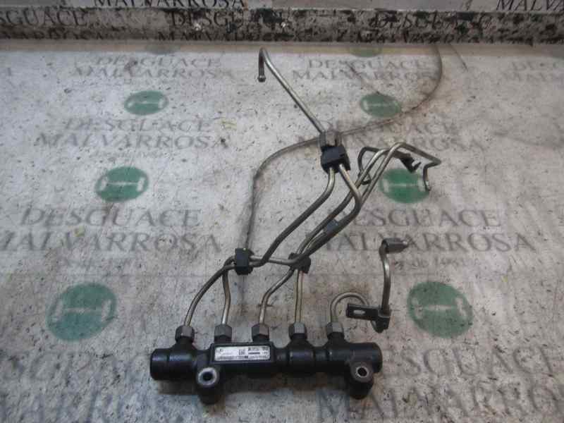 Recambio de rampa inyectora para ford focus berlina (cap) ghia referencia OEM IAM   