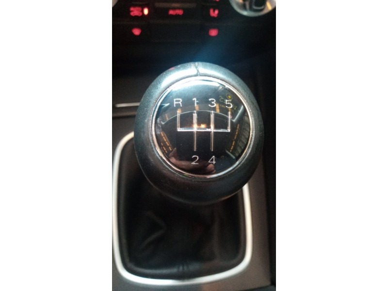 Recambio de palanca cambio para audi a3 (8p) 1.9 tdi referencia OEM IAM 1K0711050A 1K0711061B 