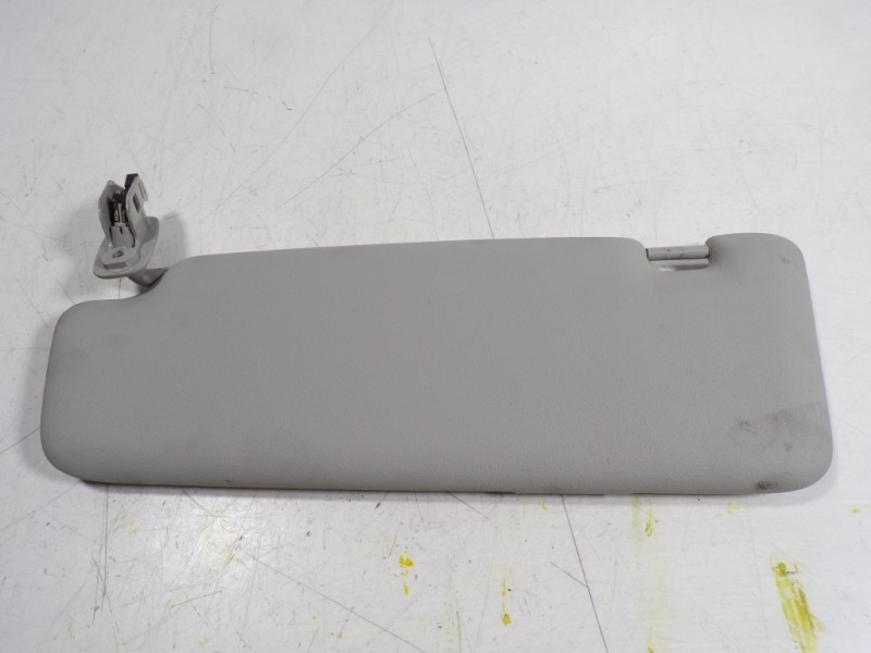 Recambio de parasol derecho para audi a3 (8p) 1.9 tdi referencia OEM IAM 8P0857552A9V4  