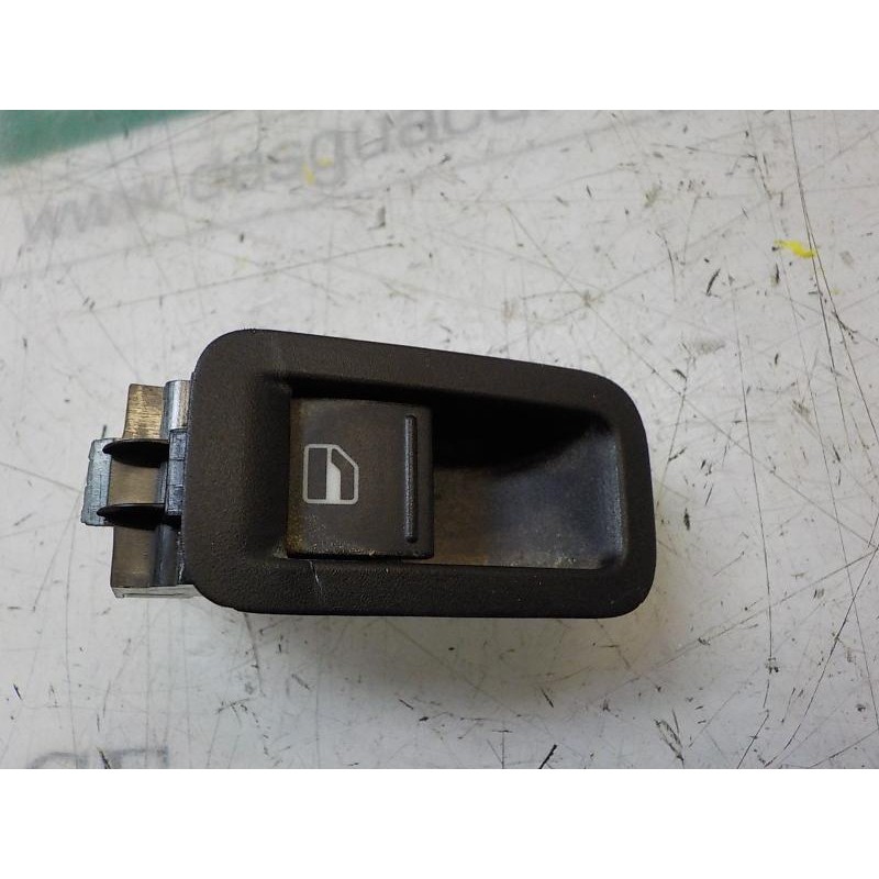 Recambio de mando elevalunas trasero izquierdo para volkswagen polo (6r1) 1.2 referencia OEM IAM 7L6959855BREH  