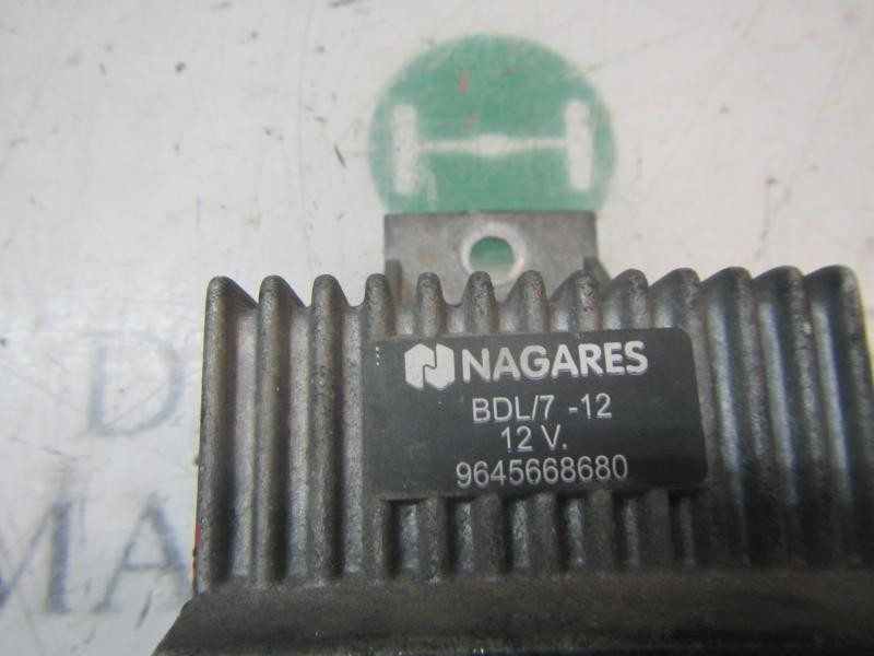 Recambio de caja precalentamiento para peugeot bipper 1.4 hdi referencia OEM IAM   