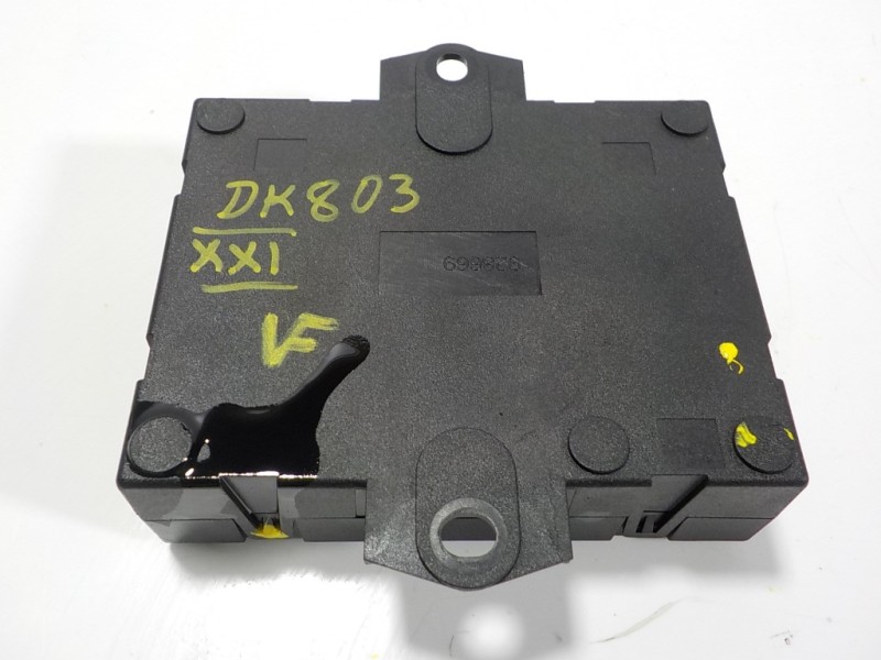 Recambio de modulo electronico para land rover range rover sport hse referencia OEM IAM LR043576 DK6214B673AD 